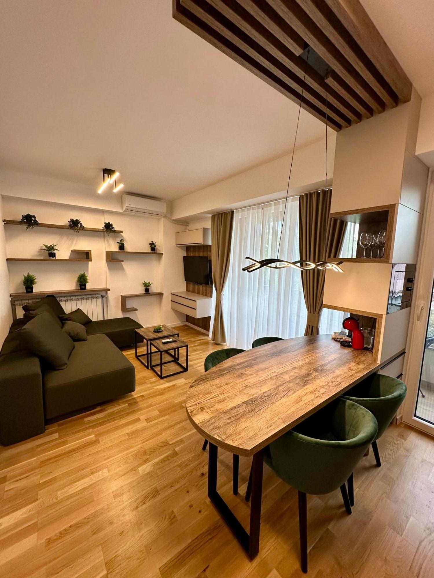 Downtown Riverside Apartments Skopje Luaran gambar