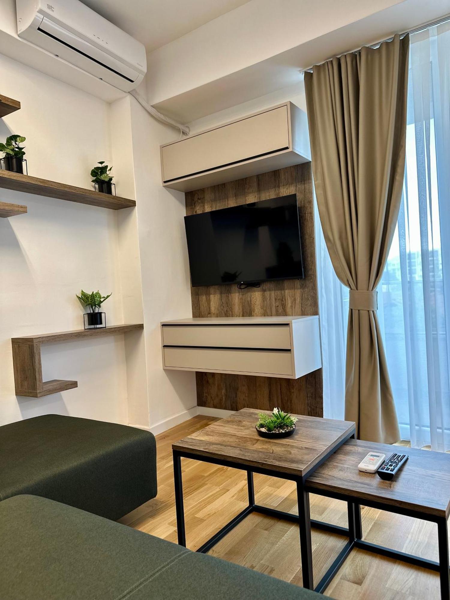 Downtown Riverside Apartments Skopje Luaran gambar