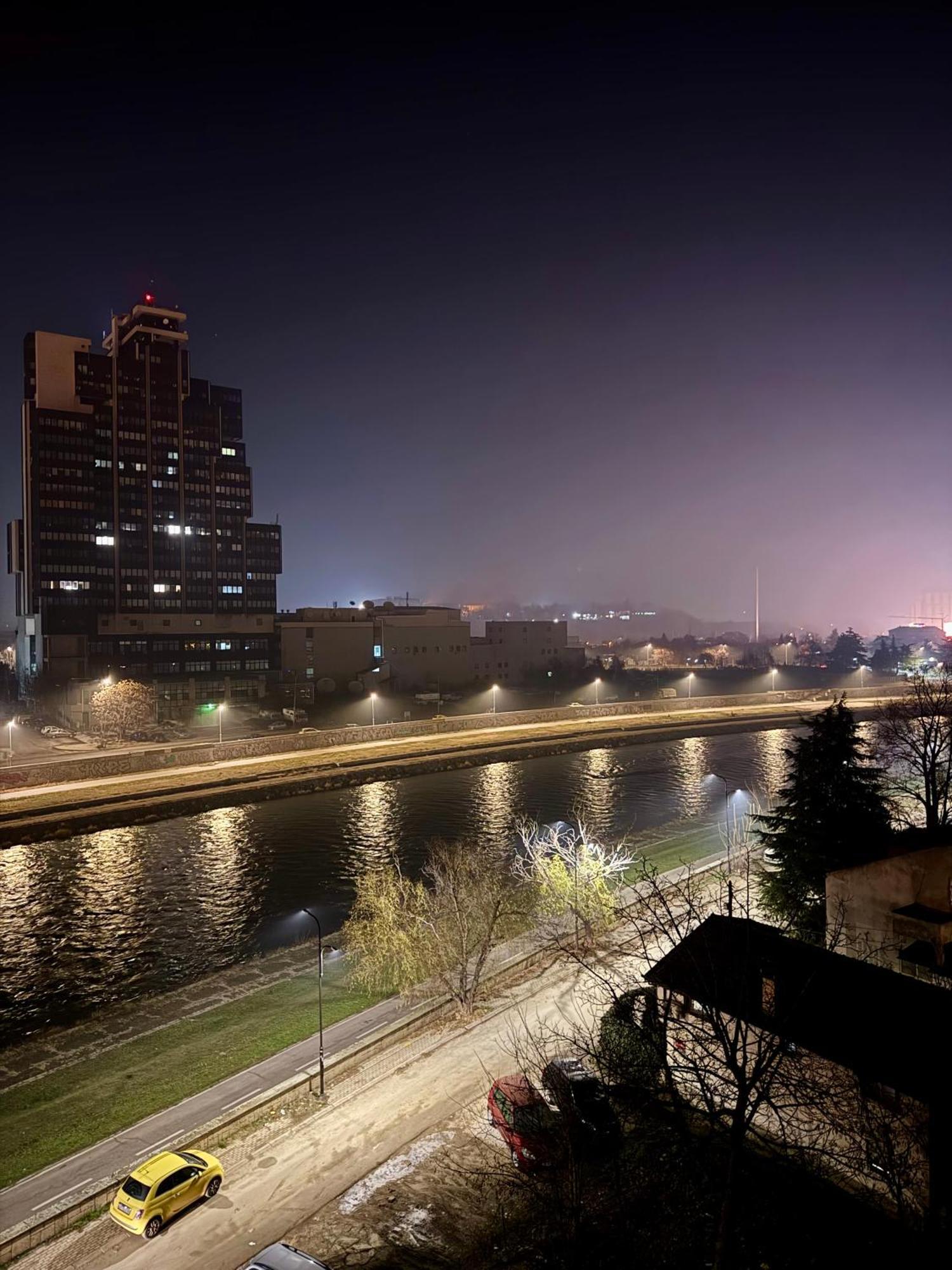 Downtown Riverside Apartments Skopje Luaran gambar