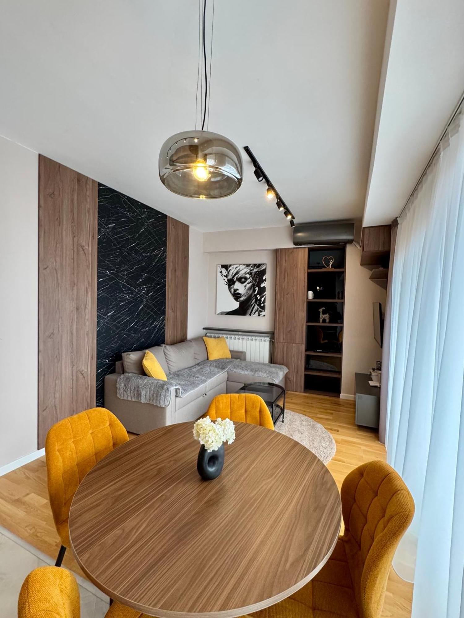 Downtown Riverside Apartments Skopje Luaran gambar
