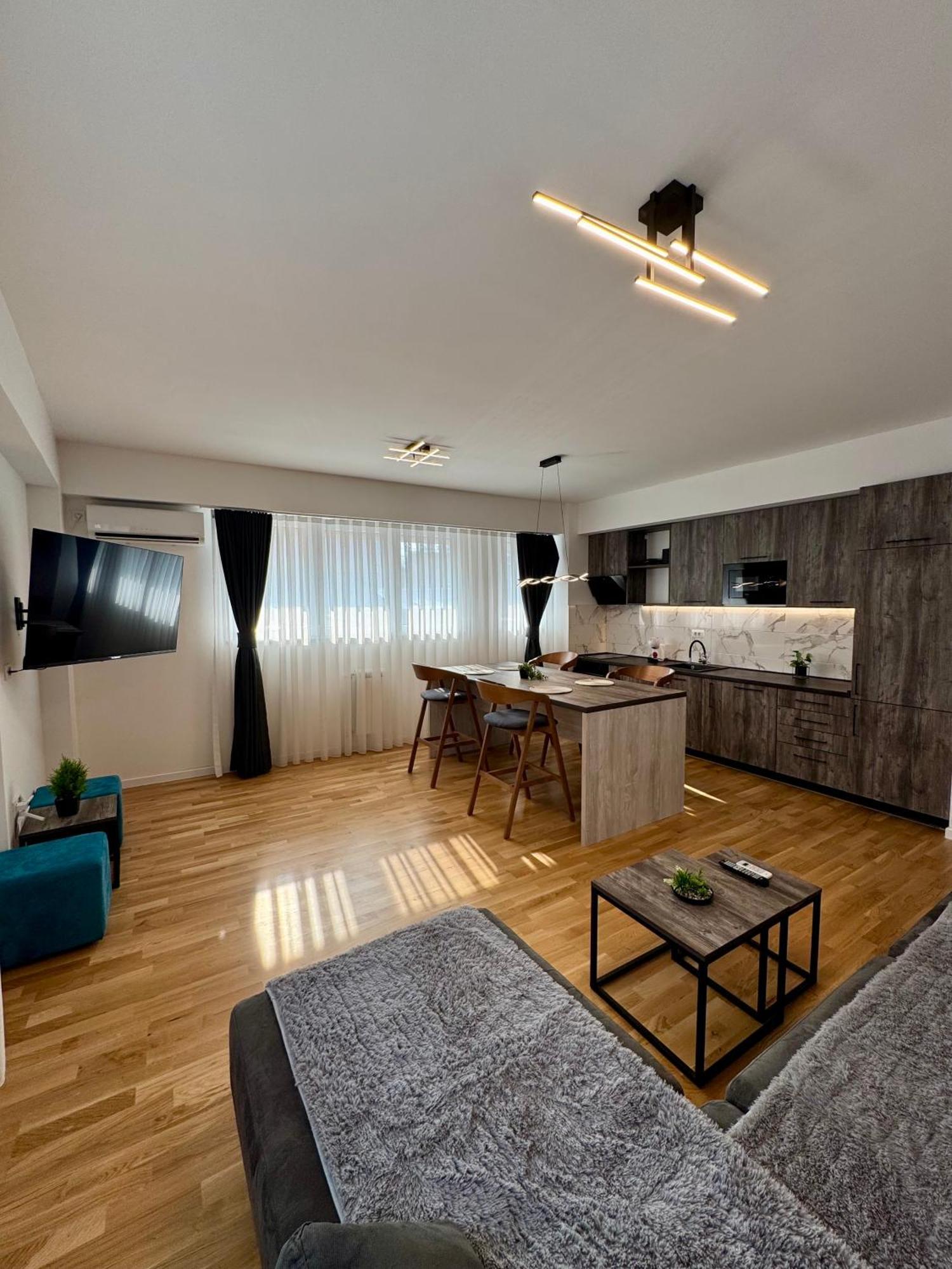 Downtown Riverside Apartments Skopje Luaran gambar