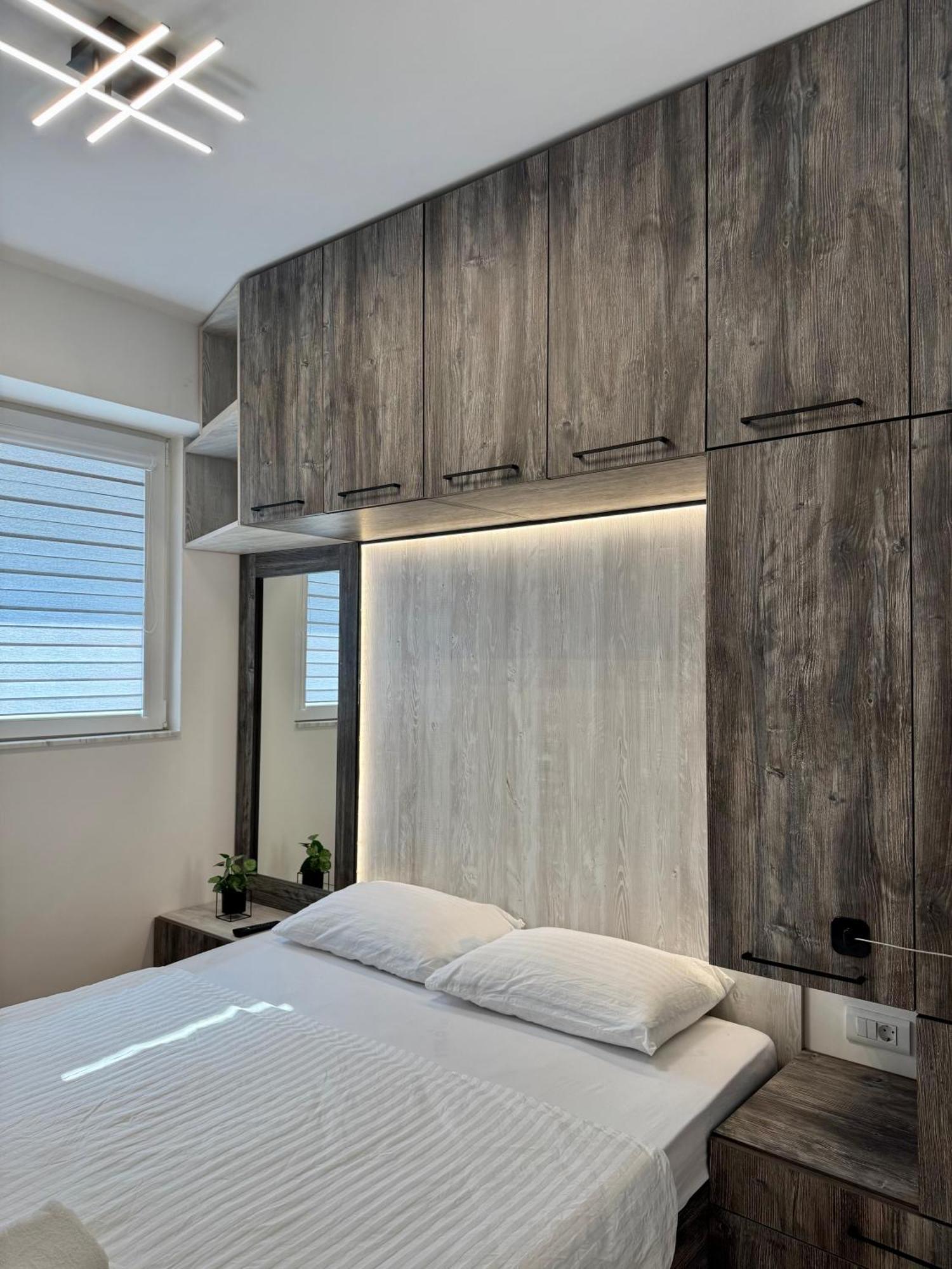 Downtown Riverside Apartments Skopje Luaran gambar